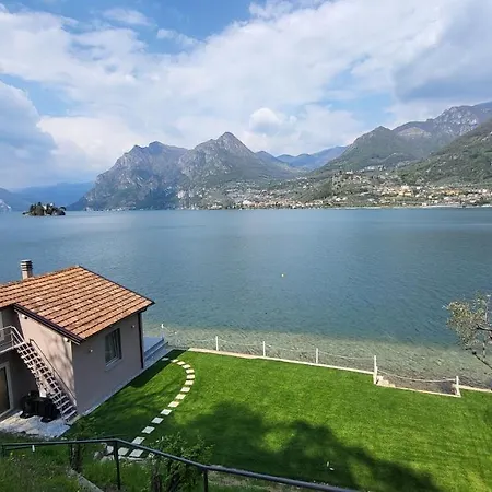 Costa Paradise * Carzano (Lombardy)